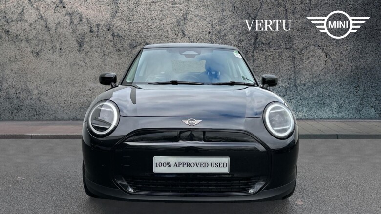 MINI Cooper 135kW E Classic 41kWh 3dr Auto Electric Hatchback